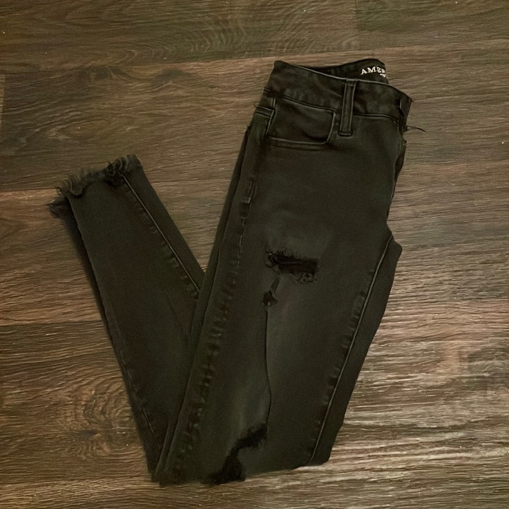 American Eagle Black Ripped Jeggings
